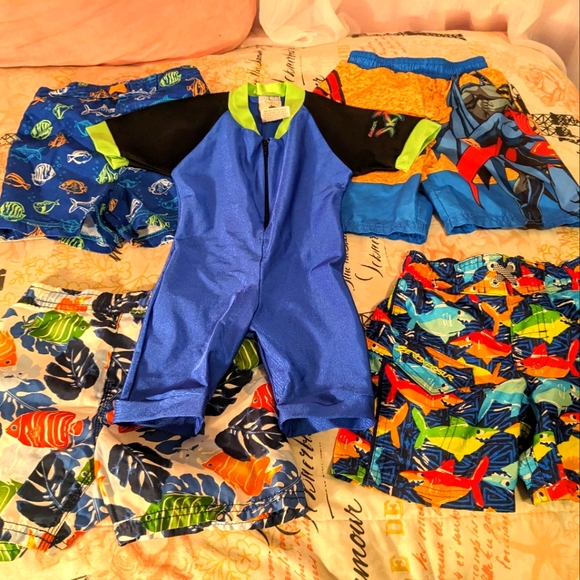 Boys Summer Swim Gear 24M/2T - Picture 1 of 7